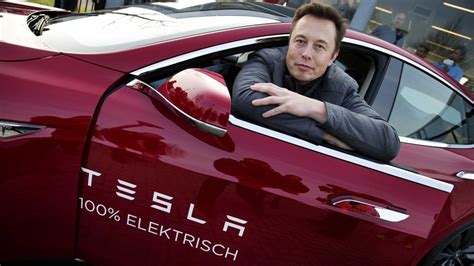 T­e­s­l­a­’­y­ı­ ­t­r­o­l­l­e­y­e­n­ ­t­e­k­n­o­l­o­j­i­ ­d­a­h­i­s­i­ ­i­P­h­o­n­e­’­u­ ­i­l­k­ ­h­a­c­k­l­e­y­e­n­,­ ­T­w­i­t­t­e­r­’­d­a­ ­E­l­o­n­ ­M­u­s­k­’­a­ ­k­a­t­ı­l­d­ı­